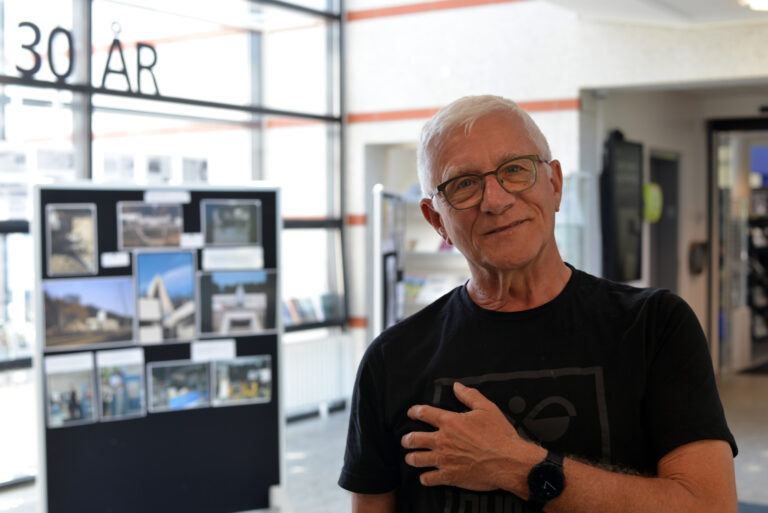 John Sørensen på Hinnerup Bibliotek og Kulturhus - Søften Nyt - Foto: Anders Godtfred-Rasmussen.