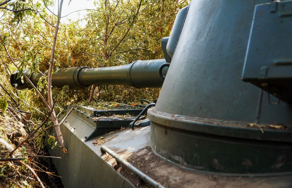 Ukrainsk artilleri ved fronten - Søften Nyt - Foto: Stefan Weichert.